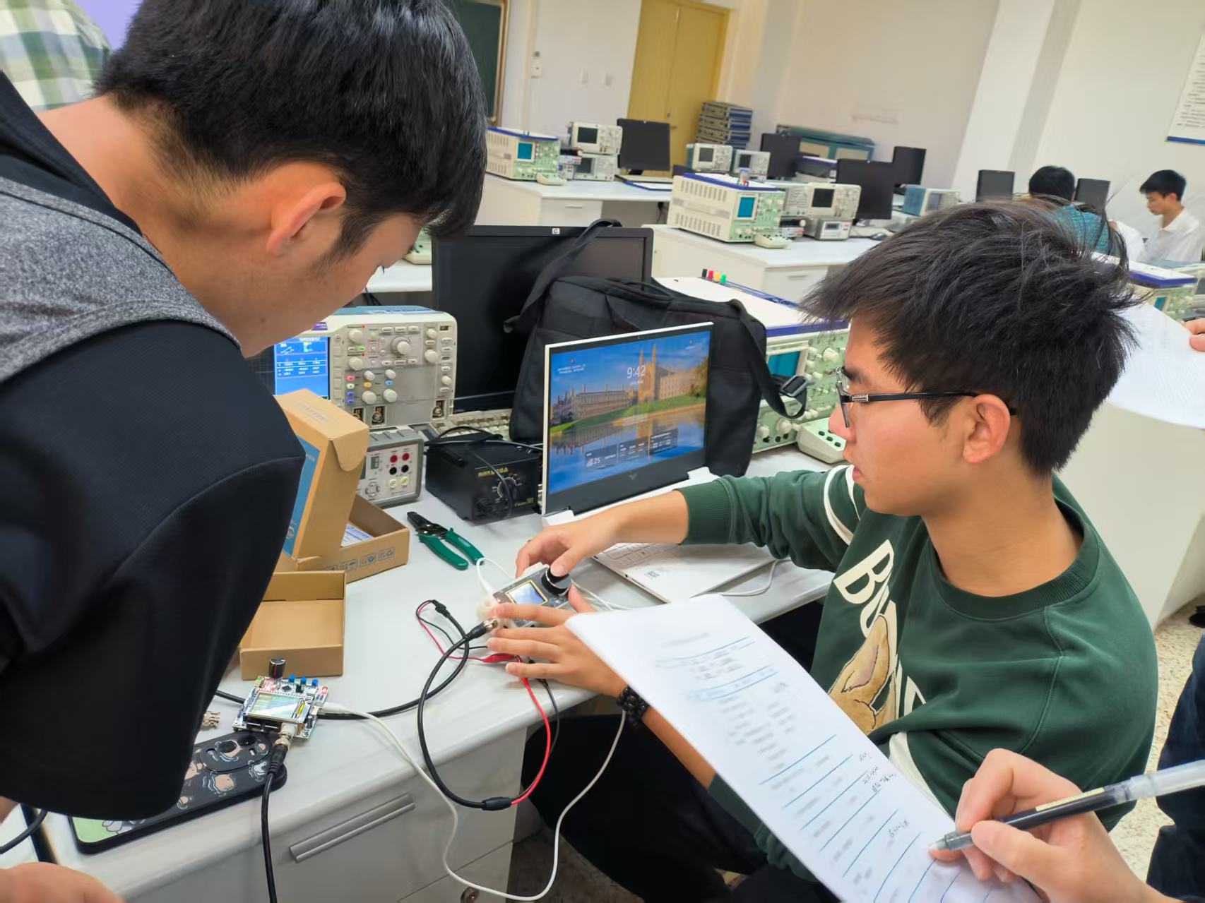 4126d84f54287c406da5d18cd1ff3a5